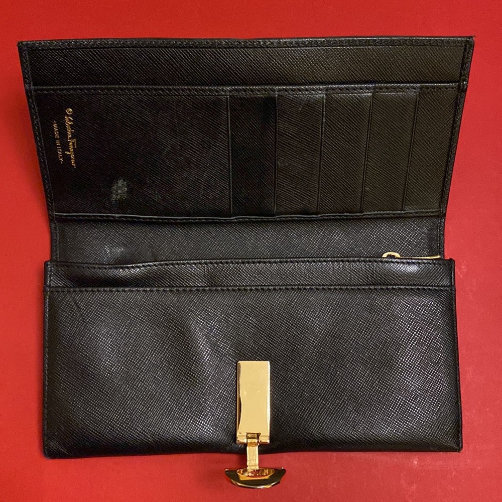 Black Salvatore Ferragamo Continental Wallet with gold hardware - Picture 2 of 10